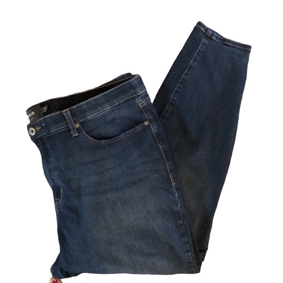 Torrid Sky High Skinny Stretch Jean Blue Size 26R Casual Weekend Plus Size - Picture 2 of 6